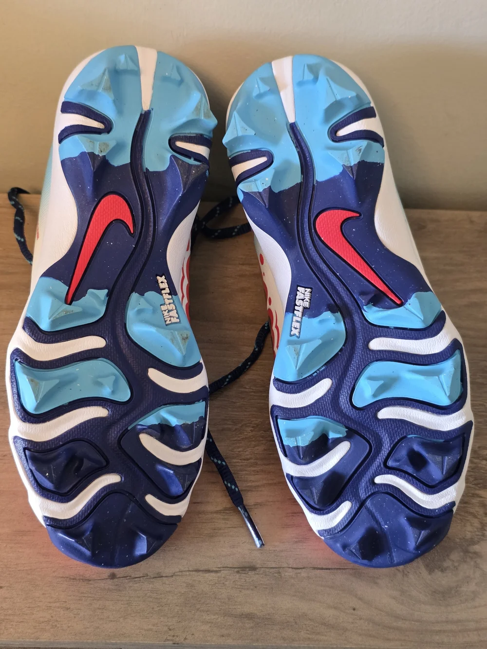 BRAND NEW Nike Kids Turf/Cleat Athletic Shoes - Pink, Blue, White